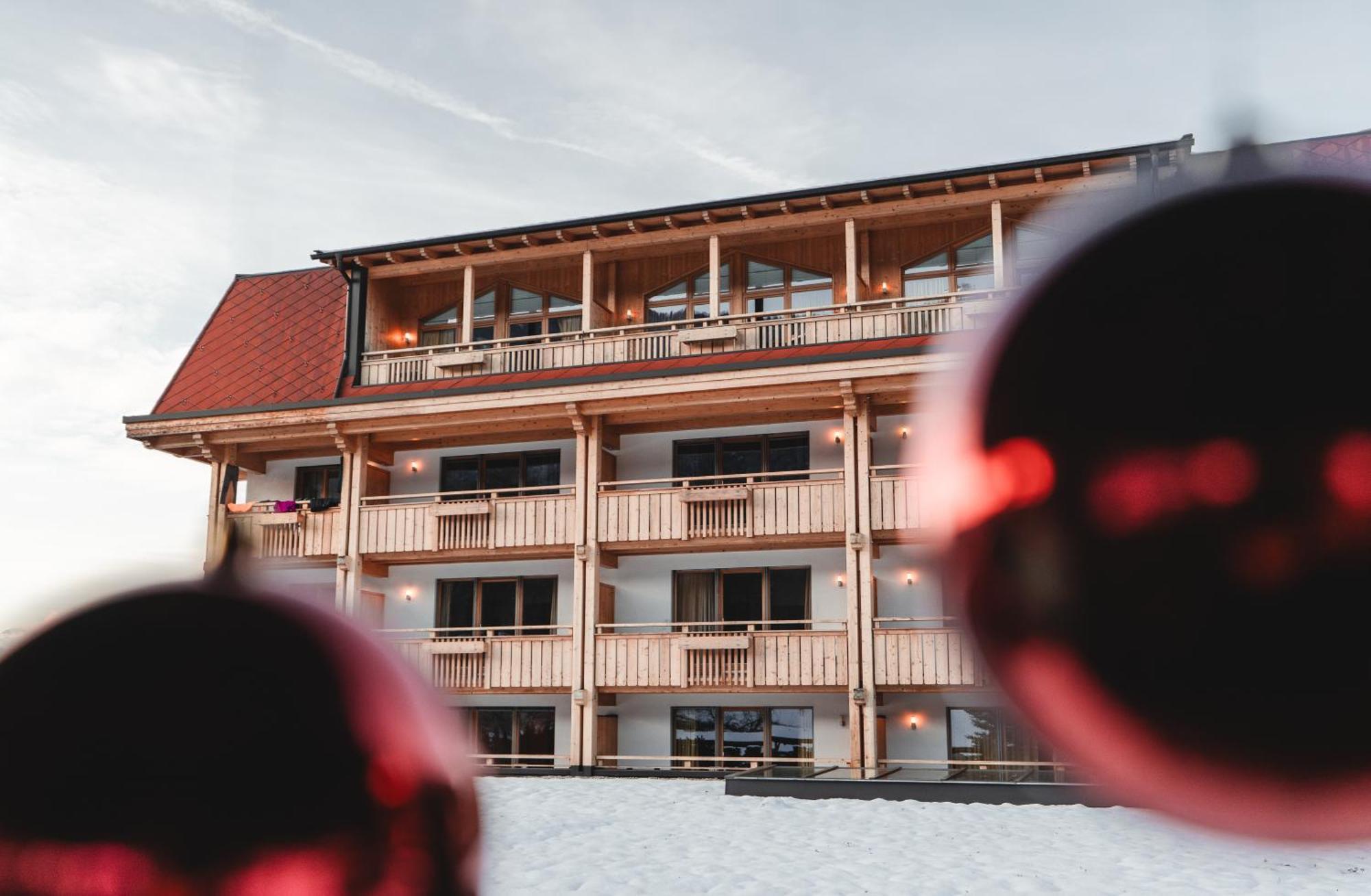 Hotel Reischach Brunico Exterior photo