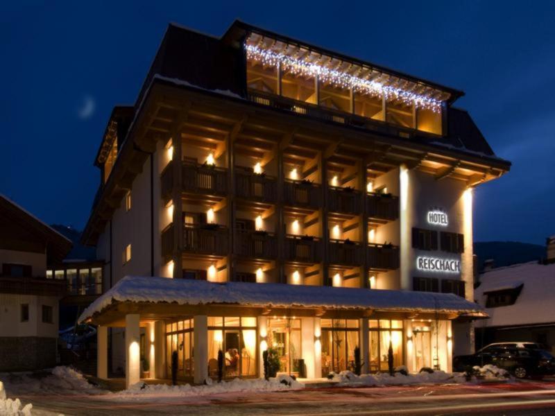 Hotel Reischach Brunico Exterior photo
